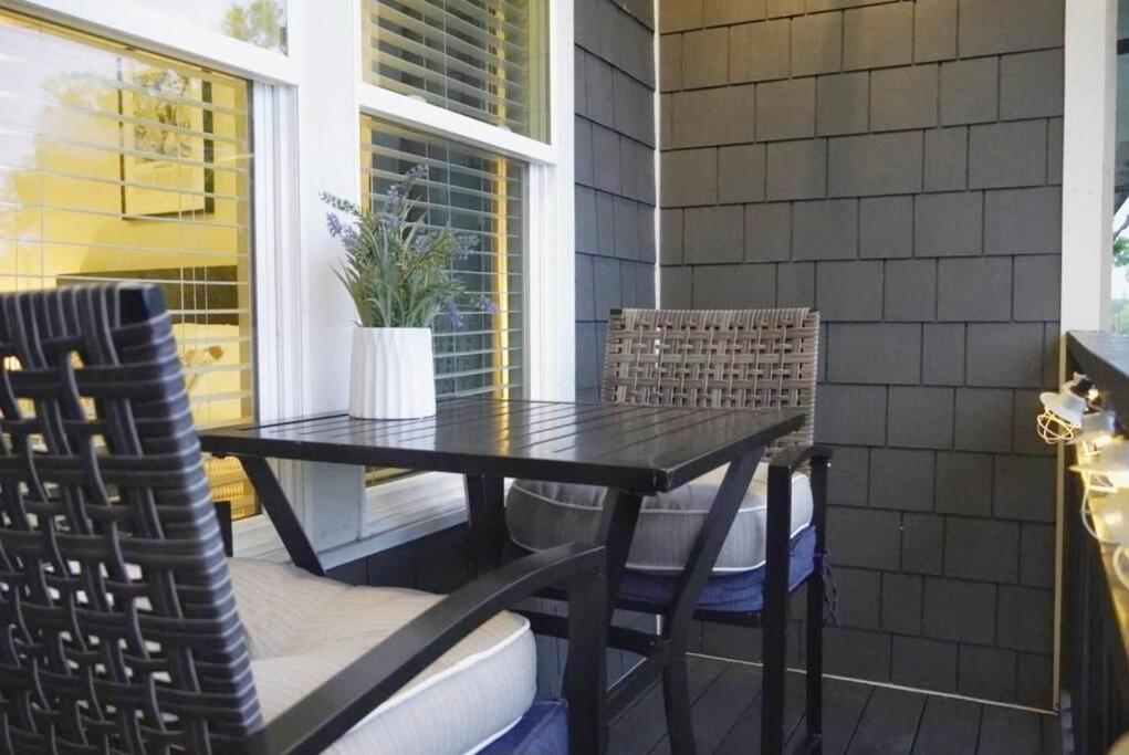 Appartamento New Stylish Getaway- 5 Mil To Uptown/3 Smart Tvs! Charlotte Esterno foto